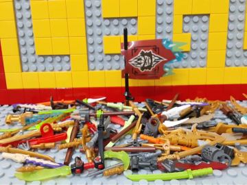 ☆ニンジャゴー☆ レゴ ミニフィグ用小物 大量100個 刀 手裏剣 杖 ソード 刀差し 旗 など　武器 忍者 侍 戦国時代　C111910