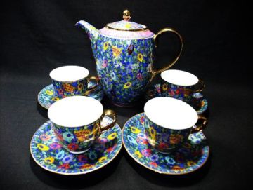 【睦】ベンジャロン焼 タイ王室御用達 金彩 焼き物 伝統工芸 花柄 蝶 壺 蓋付容器 シュガーポット 蓋物■