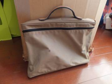 エルベシャプリエの書類ケースを格安で！